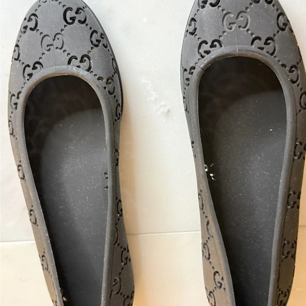 Gucci Black Monogrammed Footwear - Picture 5 of 6